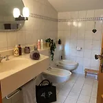 Appartamento Neues Ruhiges Apartment, Bergblick, Stellplatz *