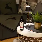 Neues Ruhiges Apartment, Bergblick, Stellplatz Appartamento *