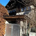 Neues Ruhiges Apartment, Bergblick, Stellplatz Bischofswiesen