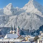Neues Ruhiges Apartment, Bergblick, Stellplatz Appartamento