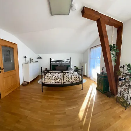 Apartament Neues Ruhiges Apartment, Bergblick, Stellplatz