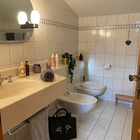 Appartement Neues Ruhiges Apartment, Bergblick, Stellplatz *