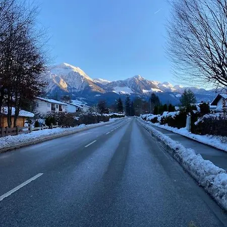 Neues Ruhiges Apartment, Bergblick, Stellplatz * Bischofswiesen